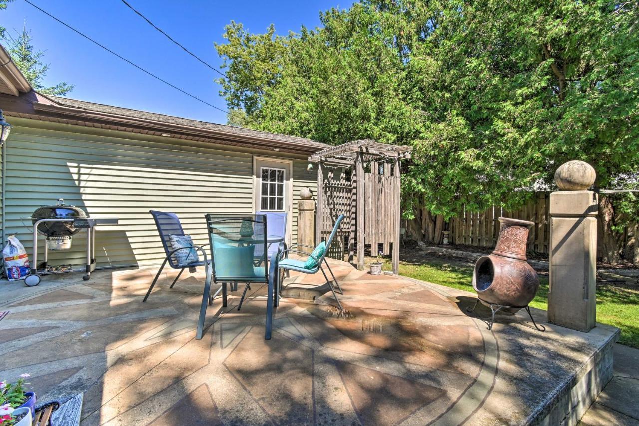 Modern Home With Backyard, 1 Mi To Dtwn Sturgeon Bay Εξωτερικό φωτογραφία